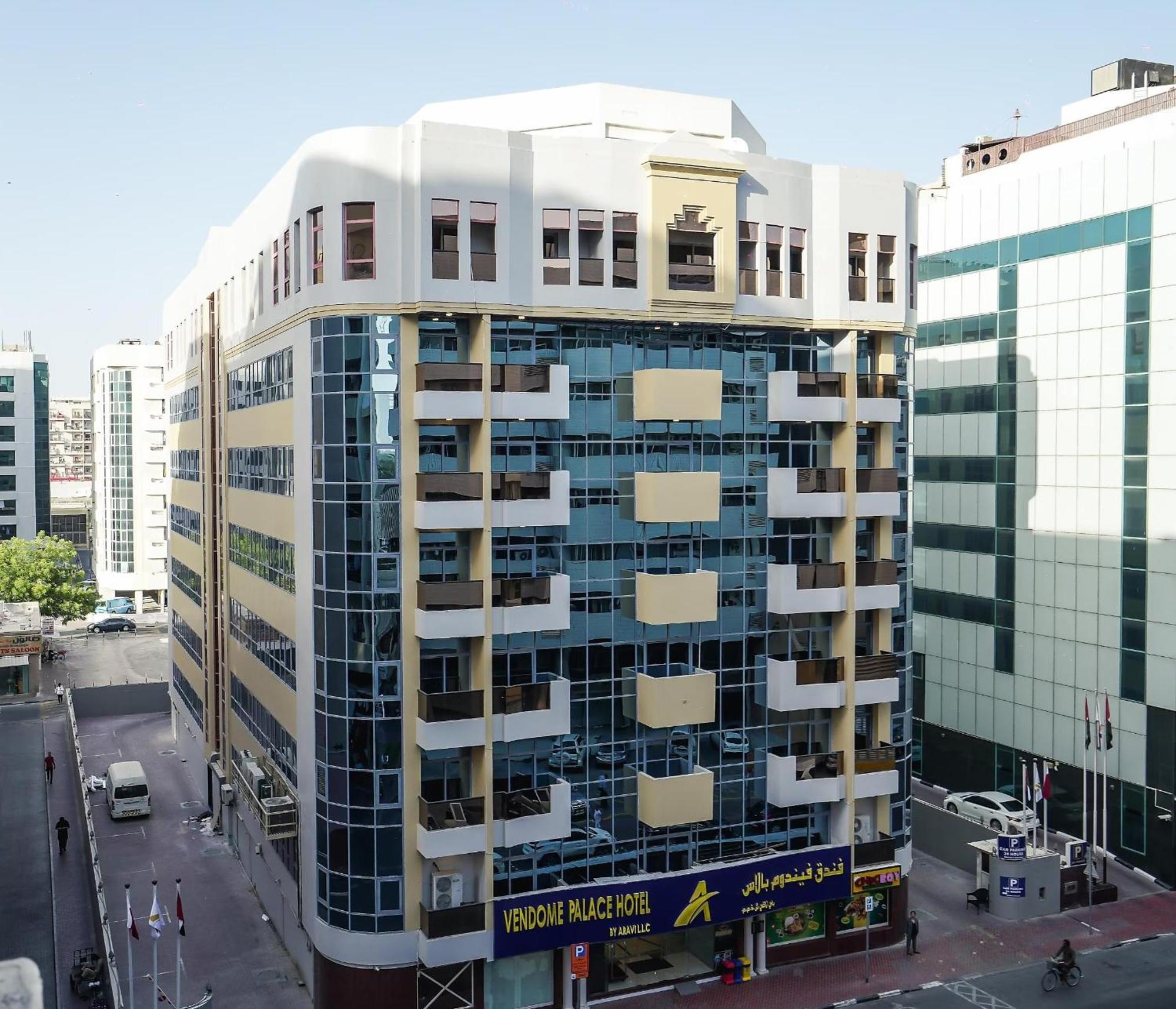 Vendome Plaza Hotel Dubai Exterior foto
